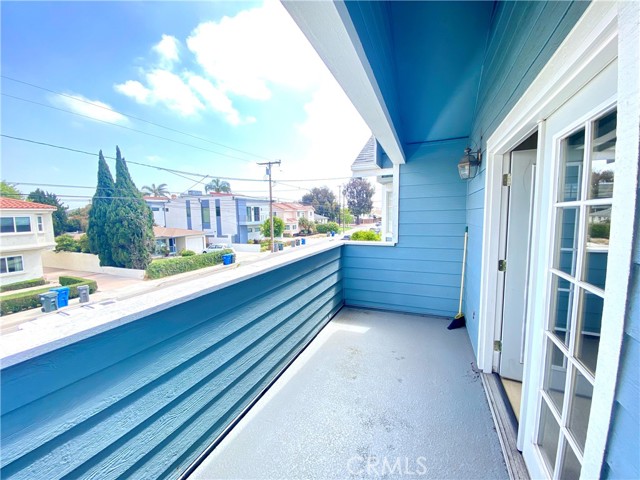 2222 Dufour Avenue, Redondo Beach, California 90278, 4 Bedrooms Bedrooms, ,3 BathroomsBathrooms,Residential,Sold,Dufour,OC22123558