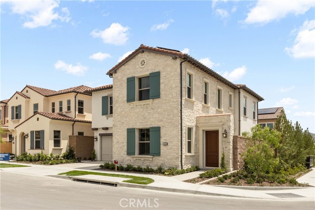 Detail Gallery Image 1 of 38 For 122 Oakstone, Irvine,  CA 92618 - 4 Beds | 4/1 Baths