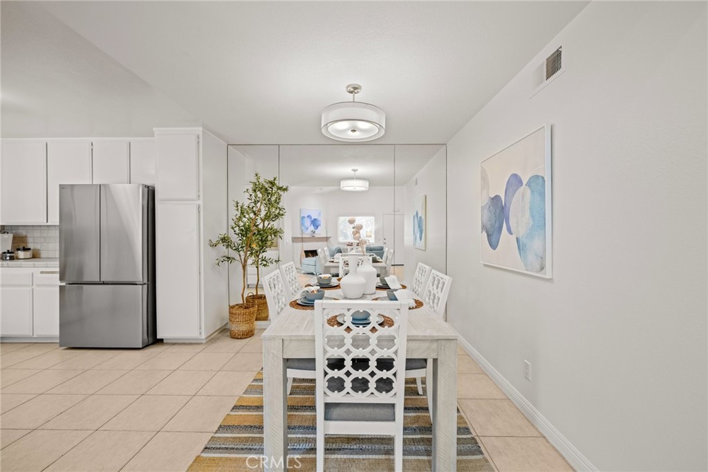 MLS #OC25262654 image #11