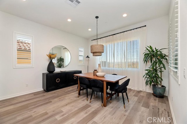 Detail Gallery Image 12 of 52 For 11560 Arch Hill Dr, Corona,  CA 92883 - 3 Beds | 2 Baths