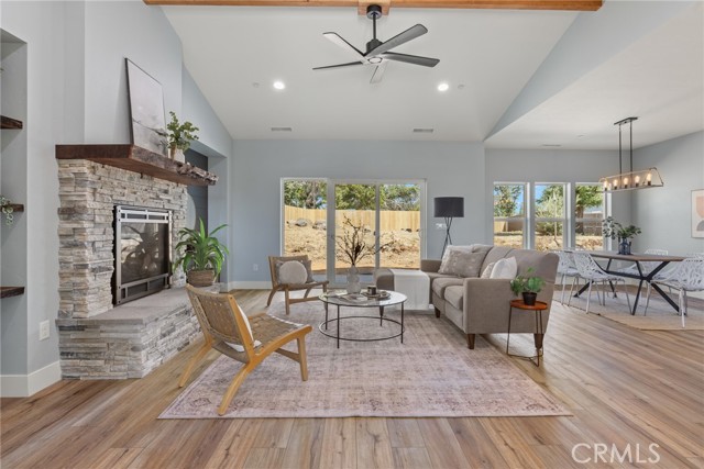 Detail Gallery Image 3 of 26 For 574 Hillcrest Dr, Paradise,  CA 95969 - 3 Beds | 2 Baths