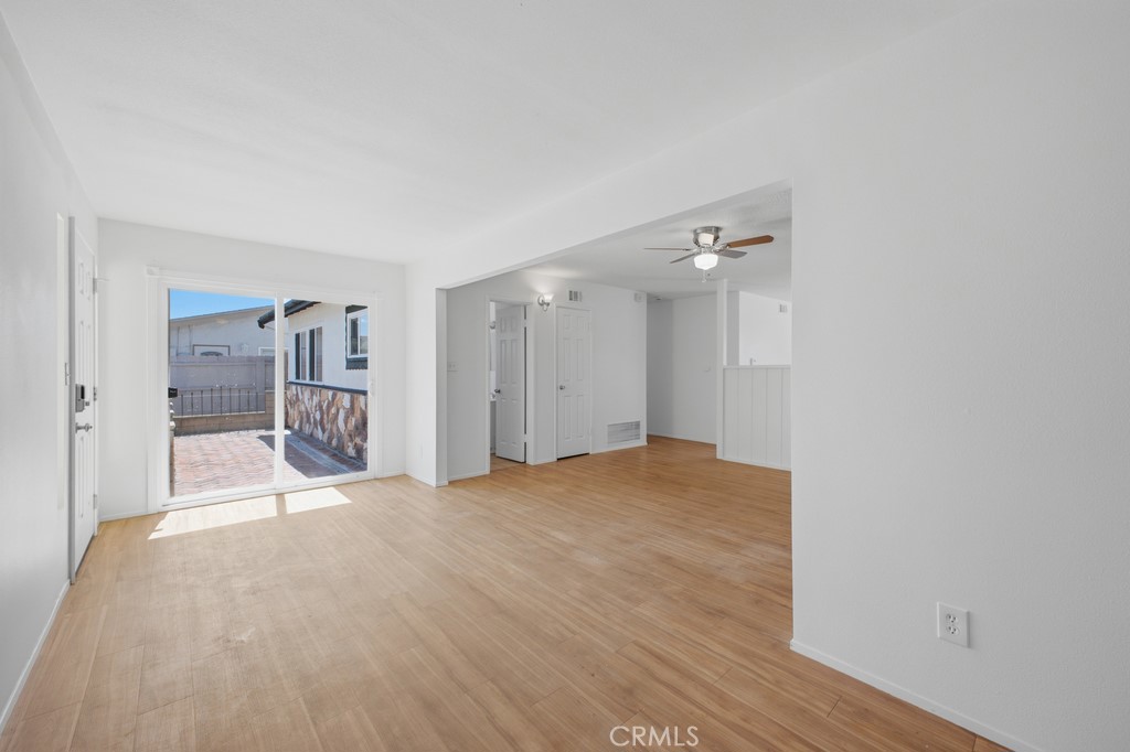 8835 Halsted Street - photo 11