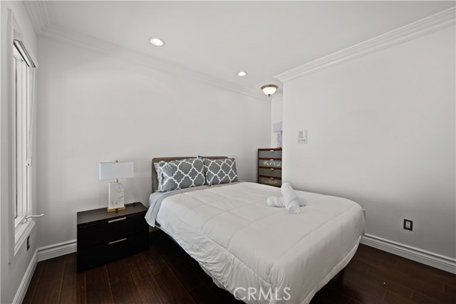 Detail Gallery Image 21 of 64 For 16221 Elisa Pl, Encino,  CA 91436 - 5 Beds | 5/1 Baths