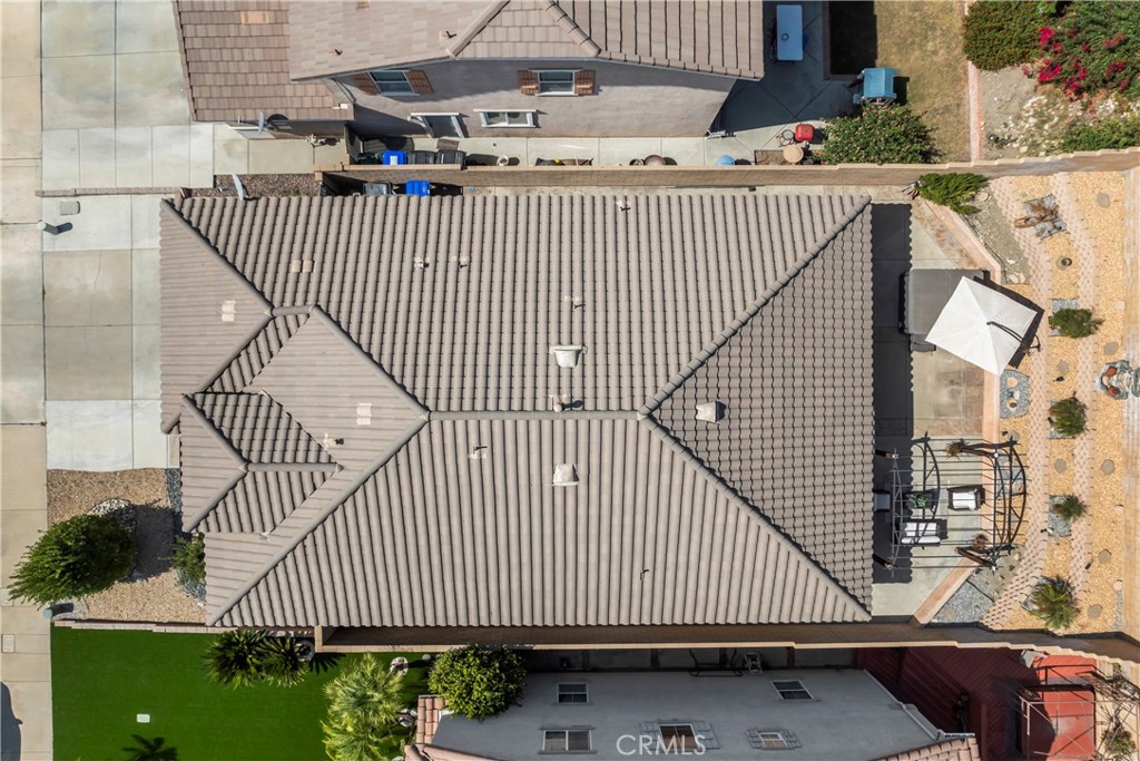 https://media.crmls.org/medias/de6f1711-1bc2-451e-8e54-b980e62d22f5.jpg?preset=X-Large