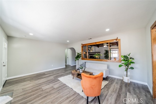 Detail Gallery Image 5 of 55 For 17470 Krameria Ave, Riverside,  CA 92504 - 3 Beds | 2 Baths