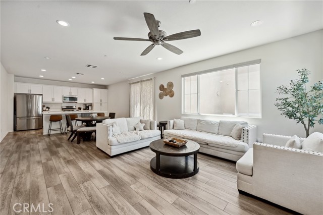 Detail Gallery Image 5 of 45 For 148 Camden Ct, Perris,  CA 92571 - 3 Beds | 2/1 Baths