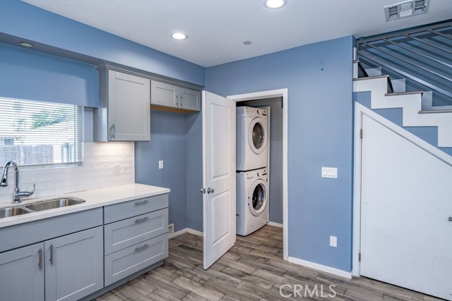 Detail Gallery Image 5 of 21 For 6719 1/2 Vineland, North Hollywood,  CA 91606 - 3 Beds | 2 Baths