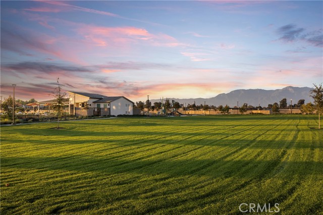 Detail Gallery Image 5 of 13 For 3443 East Moonstone Dr, Ontario,  CA 91761 - 3 Beds | 2/1 Baths