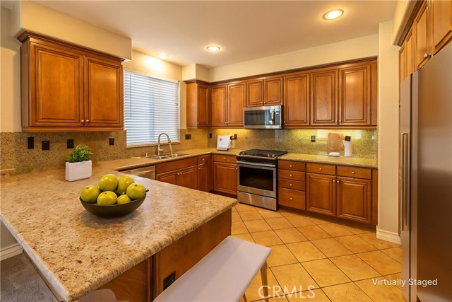 37068 Ascella Lane, Murrieta CA: https://media.crmls.org/medias/de738c75-e3c4-47a0-9f0d-0cf49b9019be.jpg