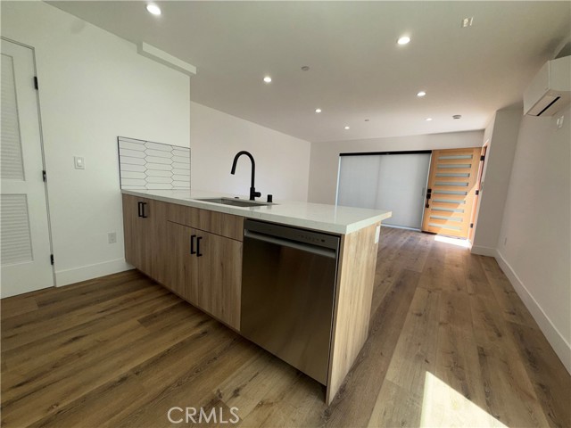 4454 Clinton Street, Los Angeles, California 90004, 1 Bedroom Bedrooms, ,1 BathroomBathrooms,Residential Lease,For Rent,4454 Clinton Street,CRSR25162028