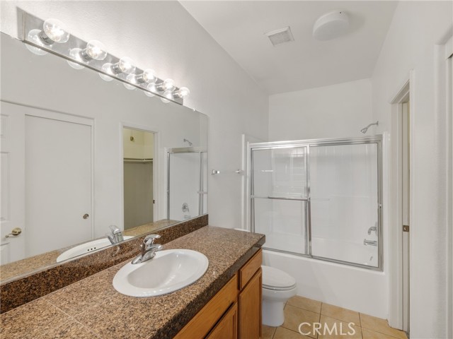 Detail Gallery Image 15 of 24 For 13340 Spring Valley Parkway #D,  Victorville,  CA 92395 - 2 Beds | 2 Baths