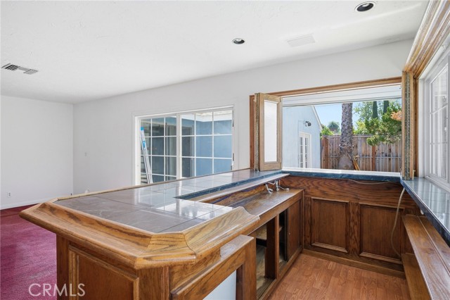 Detail Gallery Image 9 of 27 For 16036 Septo, North Hills,  CA 91343 - 3 Beds | 2 Baths