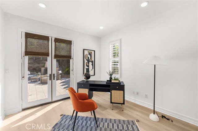 31 Prairie, Irvine CA: https://media.crmls.org/medias/de74afdb-5757-4812-ab1f-121cb9ebb577.jpg