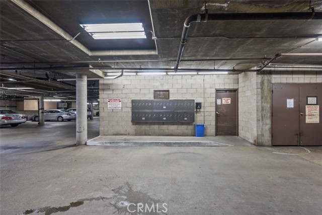 Detail Gallery Image 32 of 34 For 236 N Louise St #303,  Glendale,  CA 91206 - 2 Beds | 2 Baths