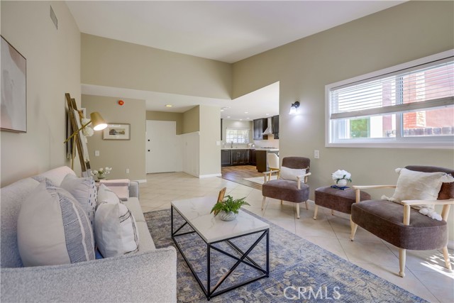 3209 S Center Street, Santa Ana CA: https://media.crmls.org/medias/de74d4e9-2322-47a4-bc05-32a34872e7b6.jpg