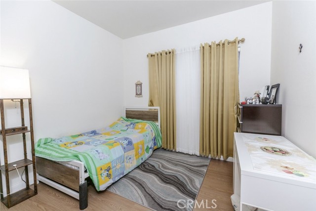 Detail Gallery Image 11 of 22 For 450 W Dryden St #104,  Glendale,  CA 91202 - 2 Beds | 2 Baths