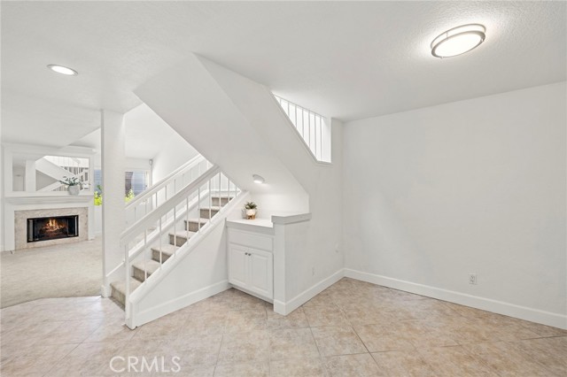 Detail Gallery Image 6 of 22 For 407 San Nicholas Ct, Laguna Beach,  CA 92651 - 2 Beds | 2/1 Baths