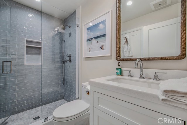 Detail Gallery Image 40 of 55 For 317 E Bay Front, Newport Beach,  CA 92662 - 3 Beds | 3/1 Baths