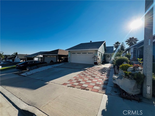 Detail Gallery Image 2 of 25 For 12209 Hythe St, Moreno Valley,  CA 92557 - 3 Beds | 2 Baths