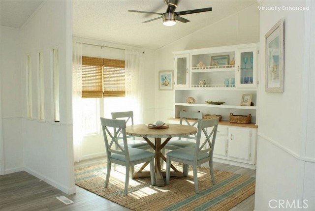 Detail Gallery Image 11 of 31 For 12980 Island Dr, Clearlake Oaks,  CA 95423 - 2 Beds | 2 Baths