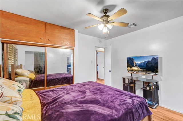 1104 Frigate, Wilmington CA: https://media.crmls.org/medias/de78508d-149f-4e4a-8a44-88a0394b8772.jpg