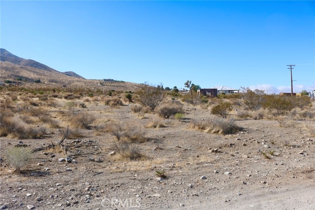 0 Juniper, Apple Valley CA: https://media.crmls.org/medias/de78ffdd-90d9-454d-806b-824783d46e64.jpg