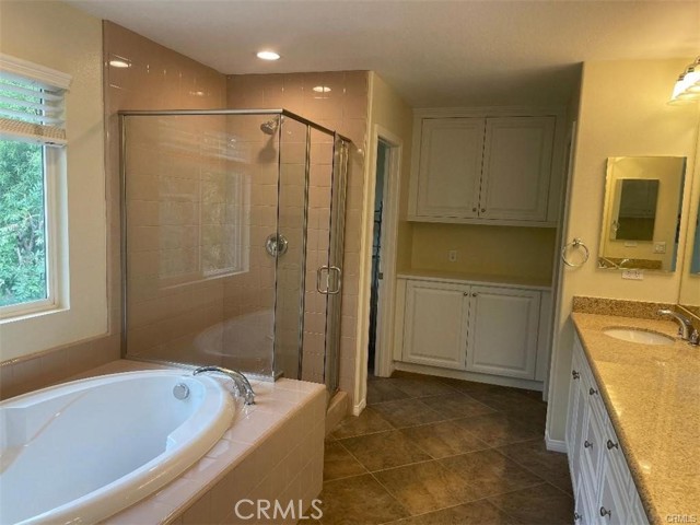 629 E Gardenia Drive, Azusa CA: https://media.crmls.org/medias/de79cb28-949f-4ad4-9c76-14dddd893ad3.jpg