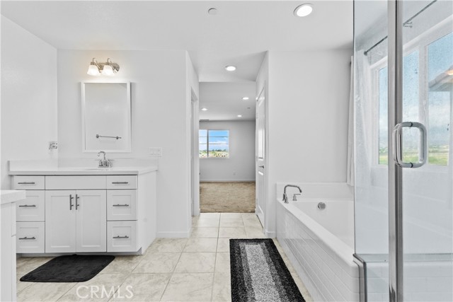 Image 26 of 44 For 36780 Arietta Way