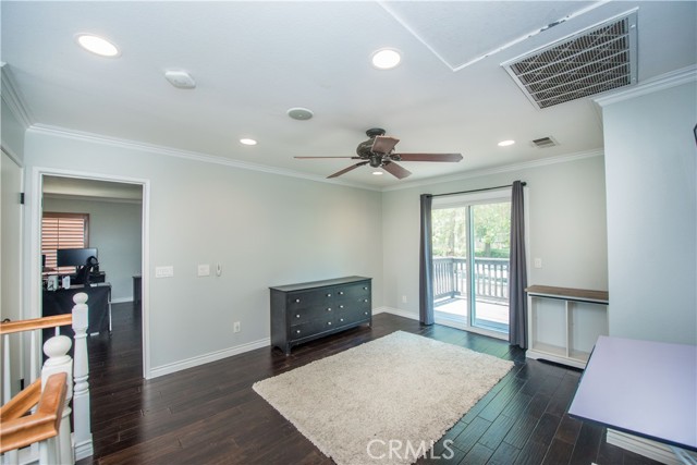 3498 Birchleaf Drive, Corona CA: https://media.crmls.org/medias/de7b10d8-2057-441a-9e44-8254067c1e0b.jpg