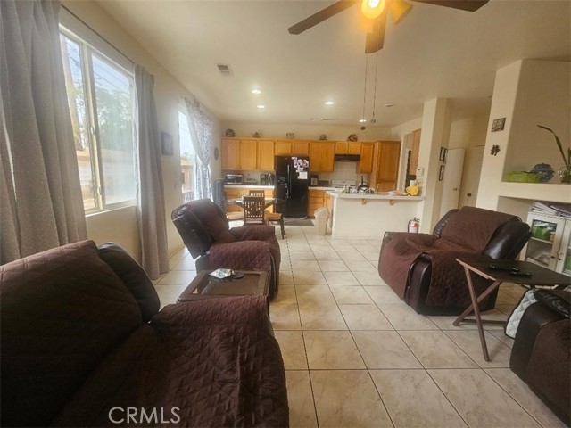 38719 37th East photo 3