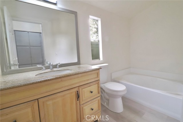 Detail Gallery Image 13 of 18 For 250 N Linden Ave #9,  Rialto,  CA 92376 - 2 Beds | 2 Baths