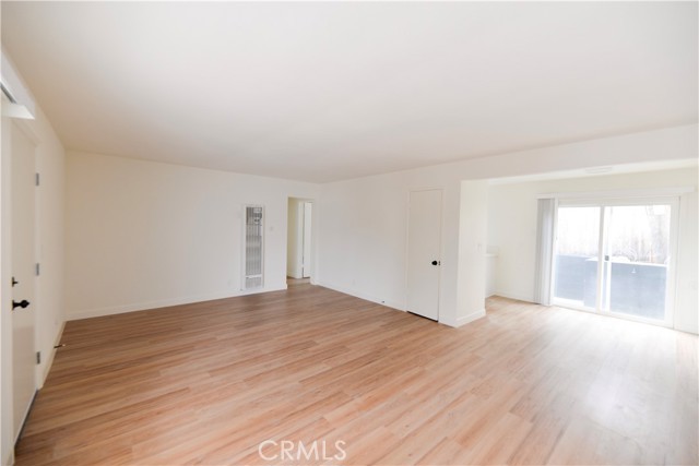 241 Avenida Pelayo, San Clemente CA: https://media.crmls.org/medias/de7b728f-6aca-470b-82d3-d375abff0434.jpg