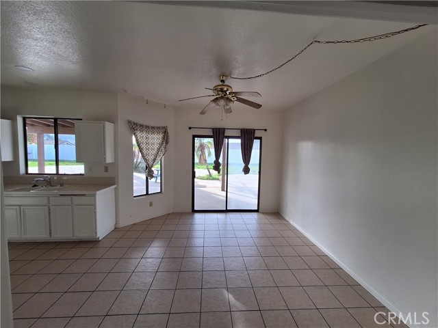 Detail Gallery Image 8 of 21 For 33868 Breckenridge, Wildomar,  CA 92595 - 4 Beds | 3 Baths