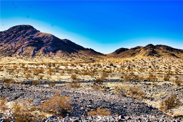 Detail Gallery Image 13 of 42 For 75777 Riverside Rd, Newberry Springs,  CA 92365 - – Beds | – Baths