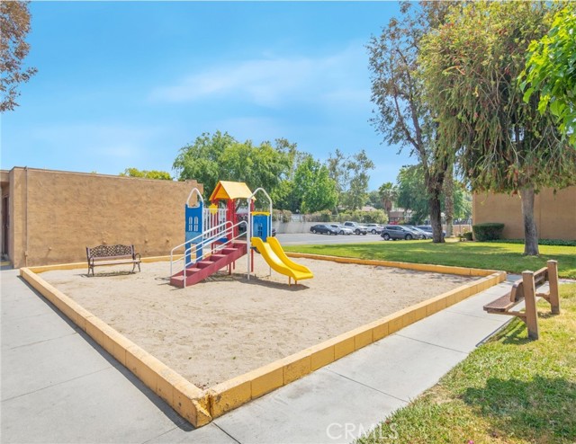 Detail Gallery Image 46 of 63 For 1066 N Orange St, Riverside,  CA 92501 - – Beds | – Baths