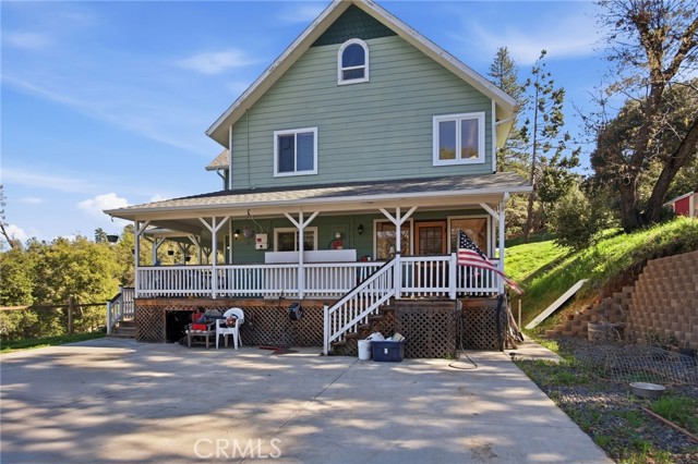 Detail Gallery Image 4 of 49 For 5769 Clouds Rest, Mariposa,  CA 95338 - 4 Beds | 2/1 Baths