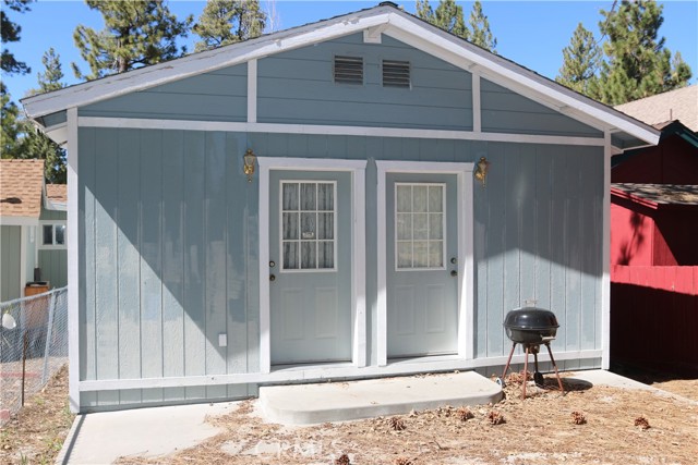 Detail Gallery Image 14 of 16 For 40127 Dream St, Big Bear Lake,  CA 92315 - 2 Beds | 2 Baths