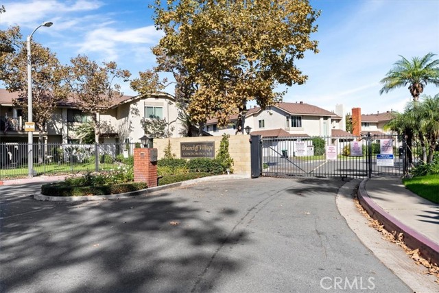 16873 Donwest, Tustin CA: https://media.crmls.org/medias/de7d8c5e-9f4d-4013-9c78-7c276868f95b.jpg