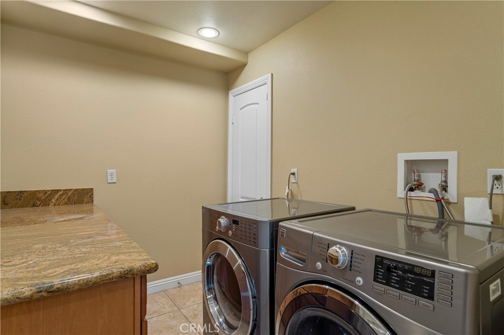 MLS #OC25046910 img 29