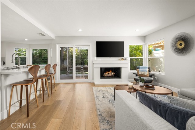 5 Bergamo, Irvine CA: https://media.crmls.org/medias/de7e151c-3d2c-41e5-b532-1ca6fcff410e.jpg