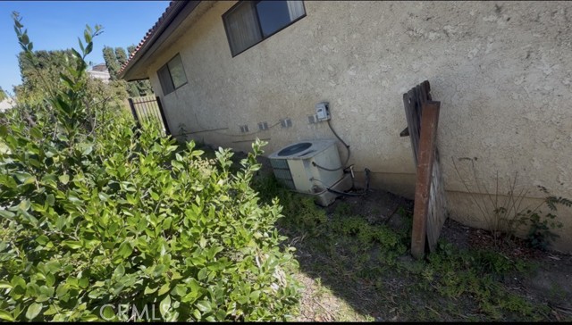 Detail Gallery Image 3 of 9 For 963 Rancho, Thousand Oaks,  CA 91362 - 4 Beds | 3/1 Baths