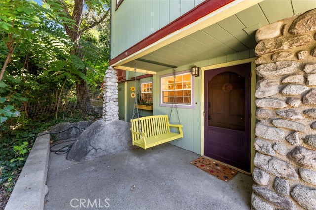 Detail Gallery Image 1 of 21 For 487 Sturtevant Dr, Sierra Madre,  CA 91024 - 2 Beds | 1 Baths