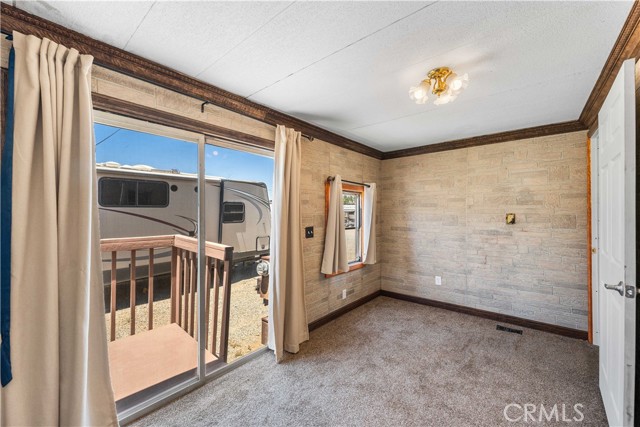 2121 Nadeau Street, Mojave CA: https://media.crmls.org/medias/de803fb1-d5f2-47e7-bb62-fac2bfcb8436.jpg