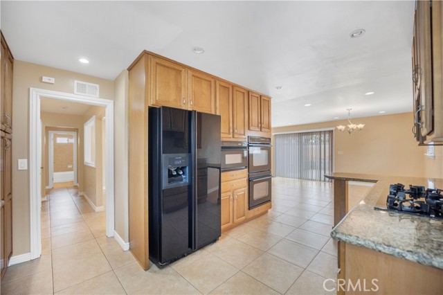 16924 Belforest Drive, Carson CA: https://media.crmls.org/medias/de80482b-9da9-4674-9bfa-18ca7faeeaf2.jpg