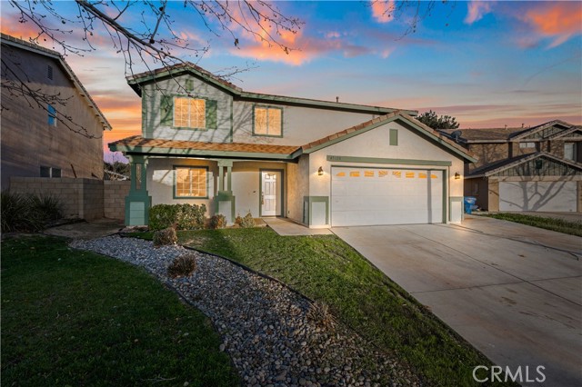 Detail Gallery Image 1 of 44 For 45620 Barham Ave, Lancaster,  CA 93534 - 5 Beds | 2/1 Baths