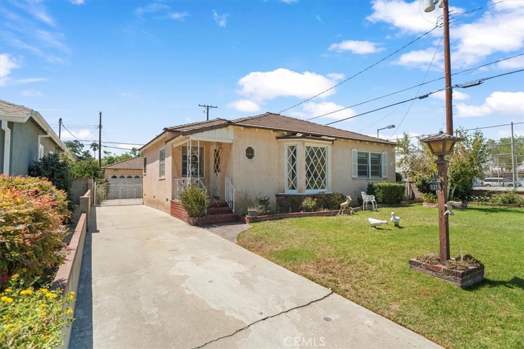 1235 N Niagara Street, Burbank, CA 91505