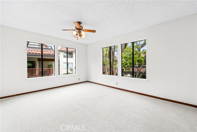 6222 Riviera Circle, Long Beach CA: https://media.crmls.org/medias/de8208cd-9df8-42b9-ad8a-d5f3531e3dc2.jpg