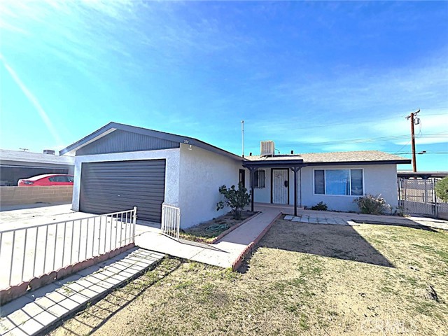 Detail Gallery Image 2 of 2 For 700 Arbor, Barstow,  CA 92311 - 5 Beds | 2 Baths