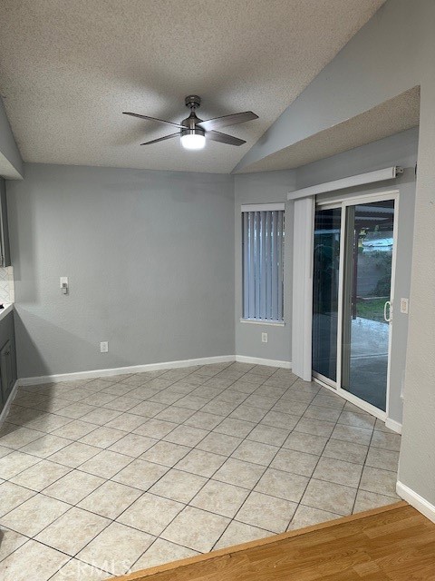 Detail Gallery Image 3 of 8 For 37005 Justin Ct, Palmdale,  CA 93550 - 3 Beds | 2 Baths