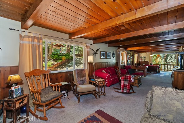 Detail Gallery Image 8 of 28 For 830 Villa Grove Ave, Big Bear Lake,  CA 92315 - 2 Beds | 1 Baths